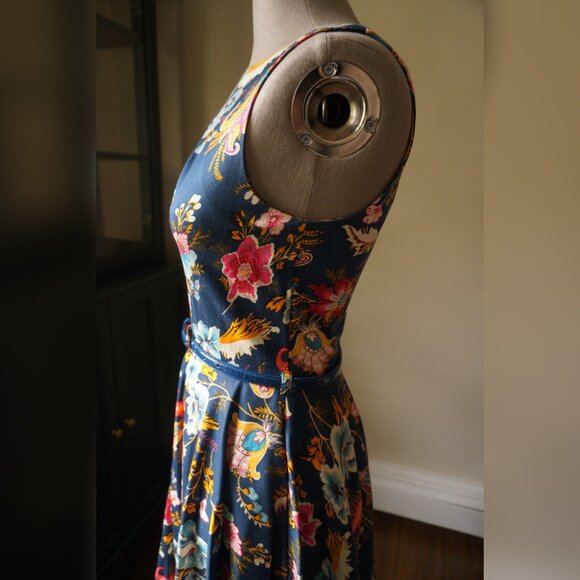 👗 ModCloth Navy Blue Floral & Paisley A-Line Dress 👗 - Picture 5 of 7
